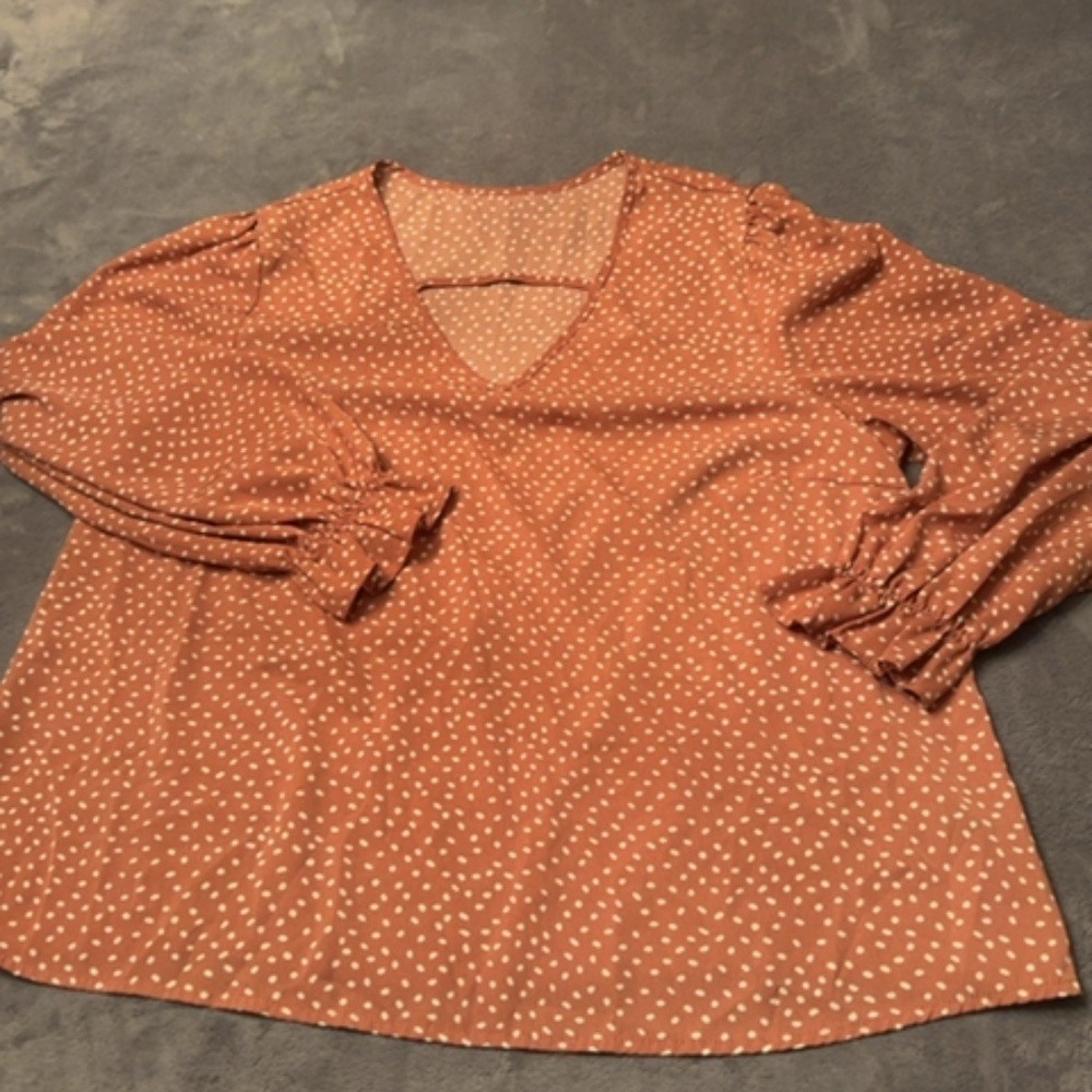 Unknown Blouse Women XL Rust White Polka Dot V-Neck Ruffle Long Sleeve